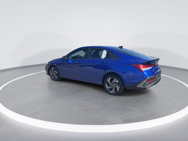 Used 2025 Blue Hyundai SEL Sport image 6