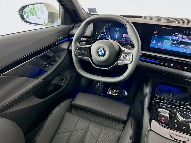 2024 BMW 5 Series 530i xDrive 24