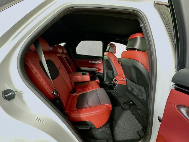 Thumbnail: 2025 Genesis GV70 - 29