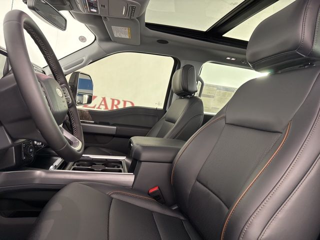 2025 Glacier Gray Metallic Tri-Coat Ford Super Duty F-250 SRW Lariat 4X4 Truck