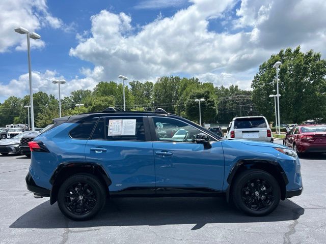 2025 Toyota RAV4 XSE - Photo 5