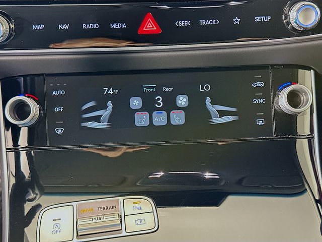 Thumbnail: 2026 Genesis GV70 - 16