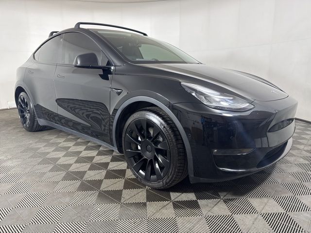 Solid Black 2021 Tesla Model Y Long Range AWD SUV / Crossover All-Wheel Drive 1-Speed Automatic