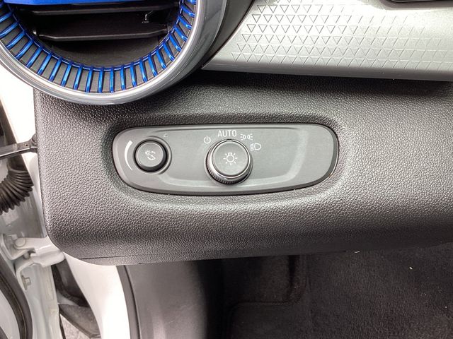 Used Car 2025 Chevrolet Trax  Lt For Sale Under $25,000 In San Antonio, Texas