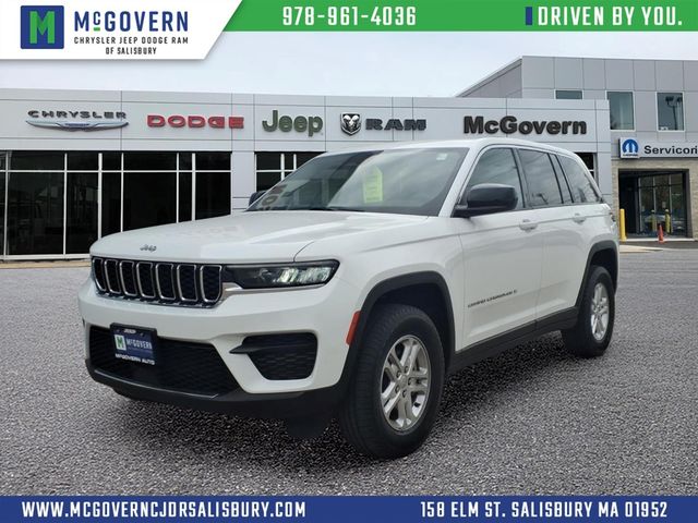Bright White Clearcoat 2023 Jeep Grand Cherokee SUV / Crossover Four-Wheel Drive 8-Speed Automatic