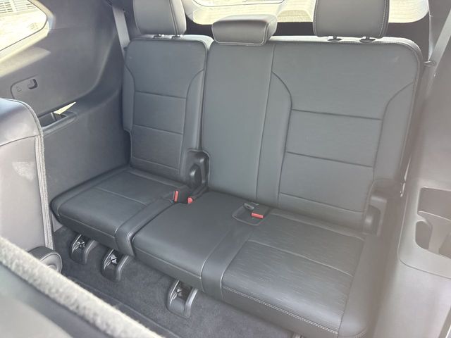 Used 2025 Buick Enclave SUV