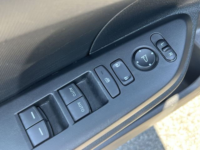 Used 2019  Honda Sport image 30