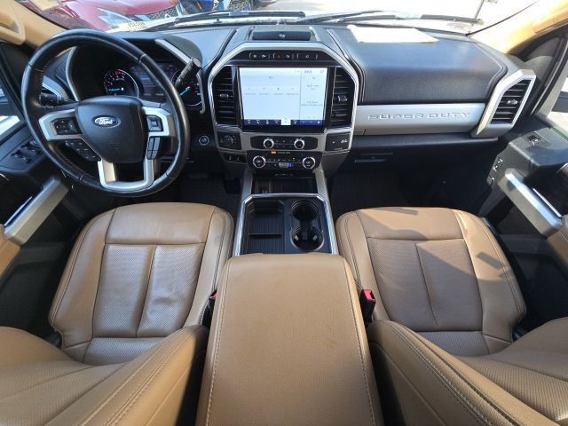 2022 Ford F-250SD Lariat:B02329