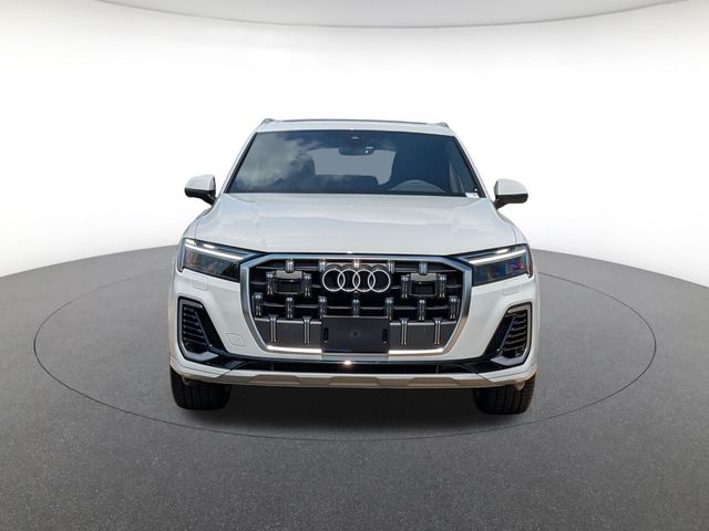 new 2025 Audi Q7 car, priced at $71,796