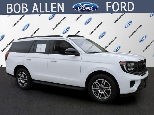 Used 2025 Ford Expedition Active with VIN 1FMJU1J88SEA30741 for sale in Kansas City