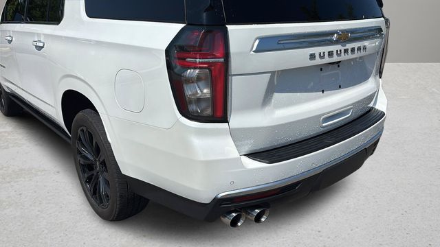 Used 2024 Beige Chevrolet High Country image 34