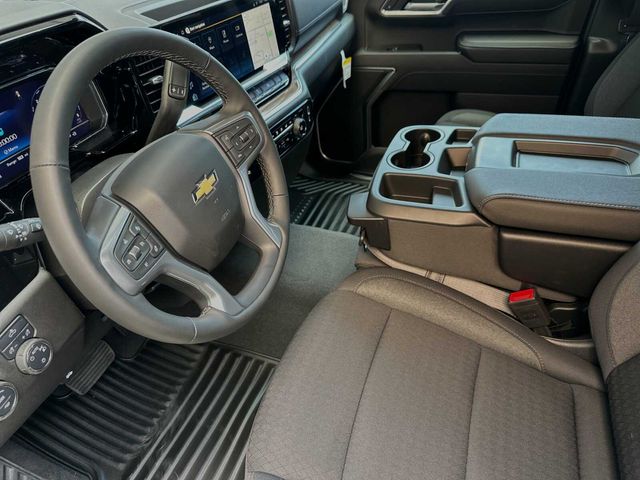 2024 Chevrolet Silverado 1500 LT 8