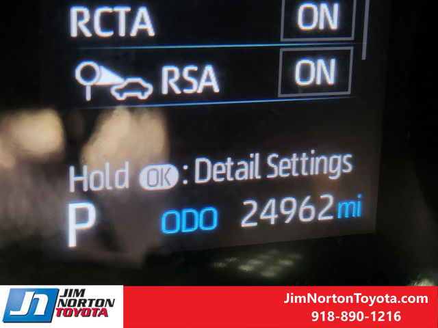 2022 Toyota RAV4 Hybrid SE 18