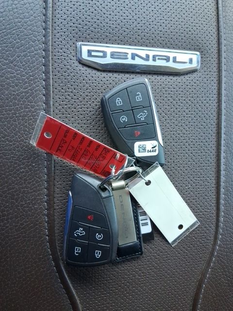 Used 2024 Silver GMC Denali image 20