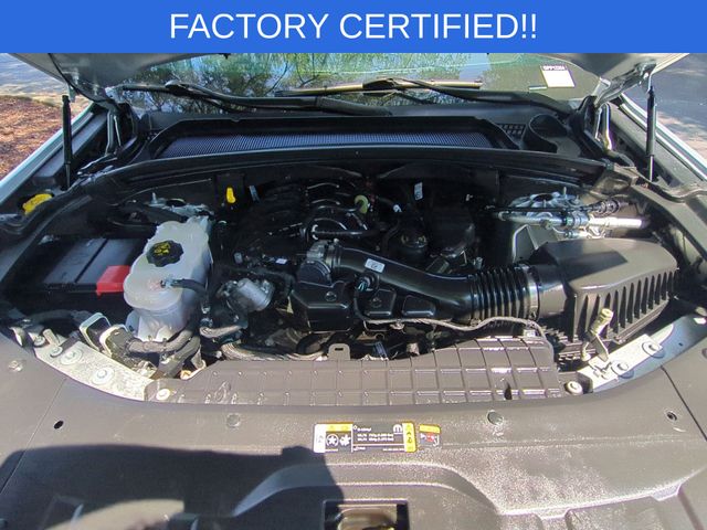 Used 2023 Silver Jeep Limited image 39
