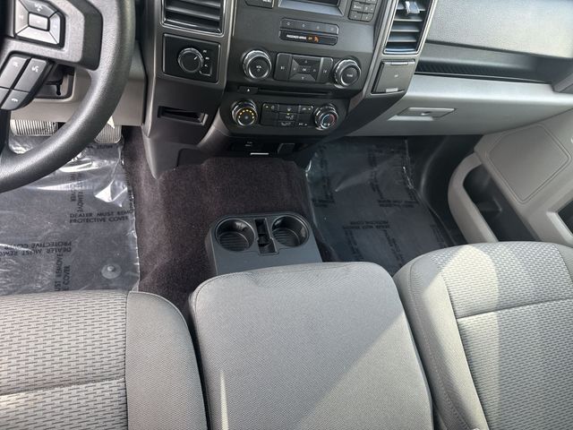 Used 2017 Gray Ford XLT image 22