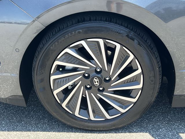 Used 2024 Gray Hyundai Limited image 44
