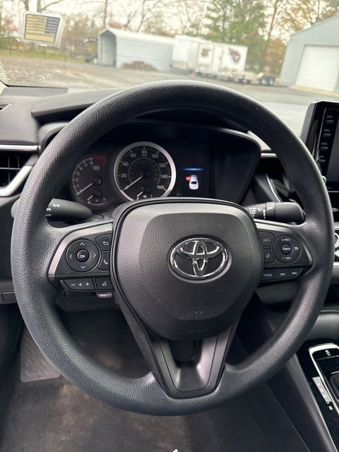 2022 Toyota Corolla LE 10