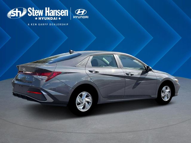 New 2026 Gray Hyundai SE image 8