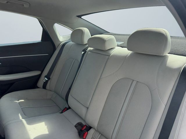 Certified Used 2025 Silver Hyundai SEL image 13