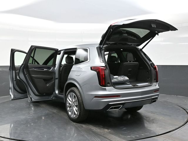 2025 Cadillac XT6 Premium Luxury photo