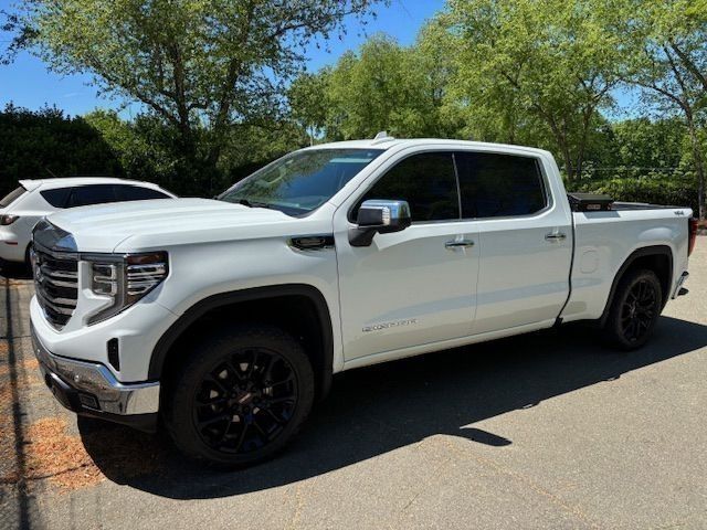 Summit White 2024 GMC Sierra 1500 SLT Crew Cab 4WD Pickup Truck Four-Wheel Drive 10-Speed Automatic