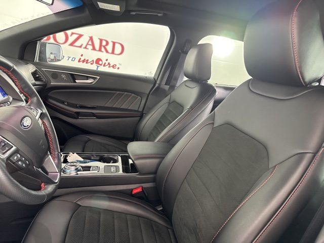 2020 Burgundy Velvet Metallic Tinted Clearcoat Ford Edge ST Line FWD SUV