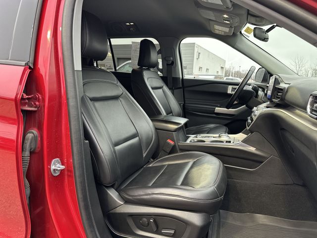 Certified Used 2023 Red Ford XLT image 27