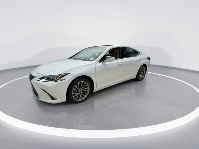 2025 Lexus ES - $50,998