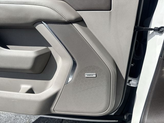 Used 2022 Beige Chevrolet Z71 image 30