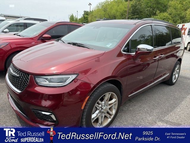 Velvet 2022 Chrysler Pacifica Limited AWD Minivan All-Wheel Drive 9-Speed Automatic