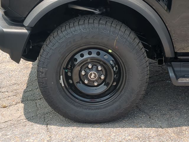 New 2026 Shadow Black Ford Outer Banks® image 18