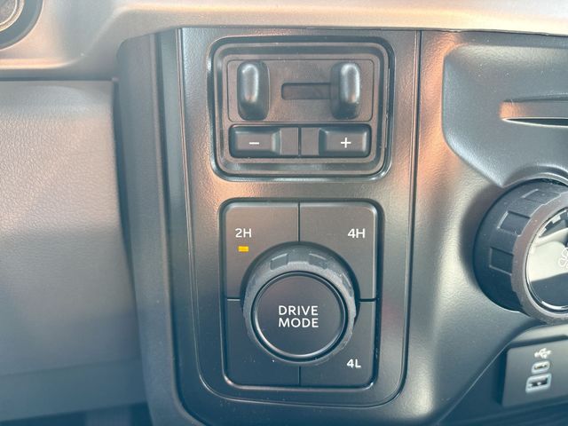 New 2026 Oxford White Ford F-450® XL image 29