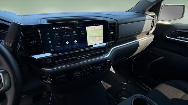 Used 2025 Gray Chevrolet LT image 24