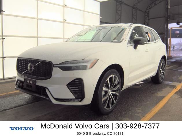 Crystal White Metallic 2025 Volvo XC60 B5 Plus Dark Theme AWD SUV / Crossover All-Wheel Drive Automatic