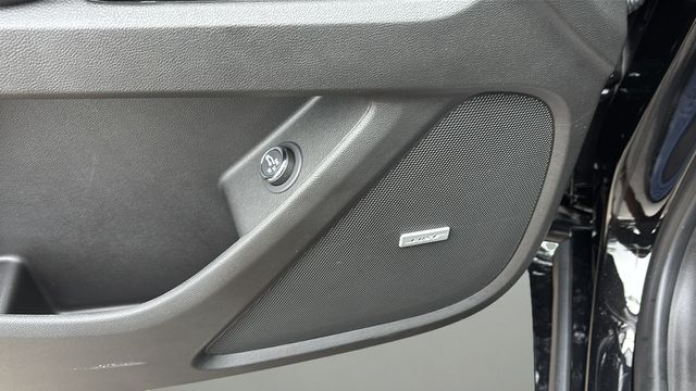 Used 2023 Black Chevrolet High Country image 36