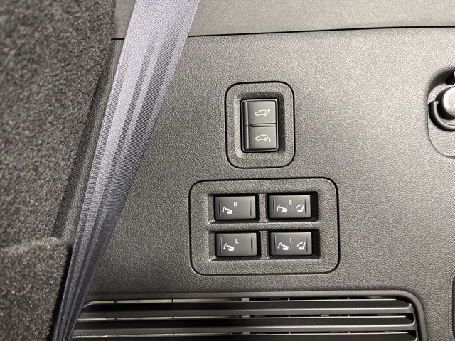 2025 Gun Metallic/Super Black Nissan Armada PRO4X 4X4 SUV