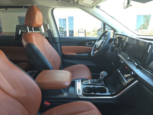 Used 2022 White Kia SX image 4