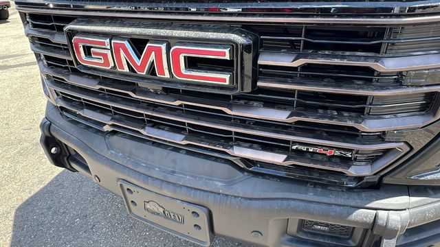 2024 GMC Sierra 1500 AT4X 9