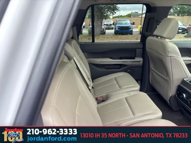 Used Car 2021 Ford Expedition Max  Xlt For Sale Under $25,000 In San Antonio, Texas