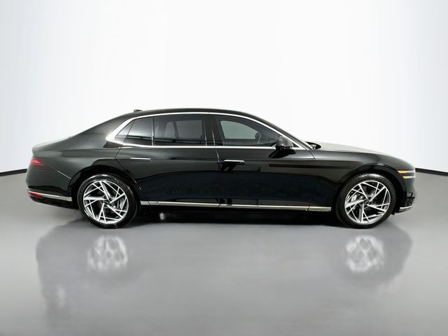 Thumbnail: 2023 Genesis G90 - 4