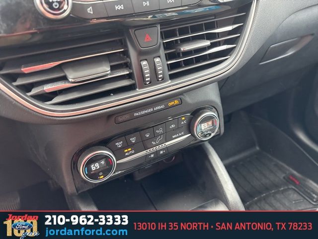 Used Car 2021 Ford Escape  Se For Sale Under $20,000 In San Antonio, Texas
