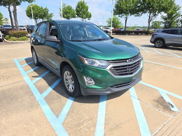 2018 Chevrolet Equinox LS's photo