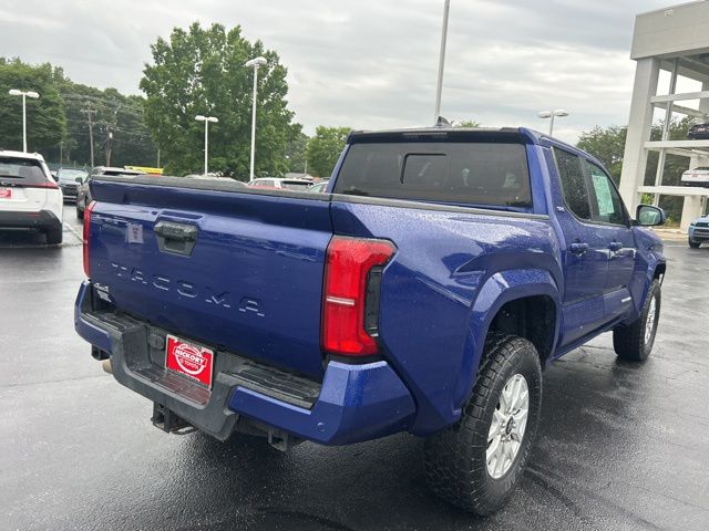2024 Toyota Tacoma SR5 - Photo 7