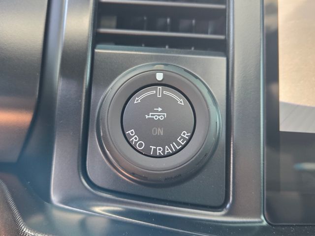 New 2026 White Ford Platinum image 24