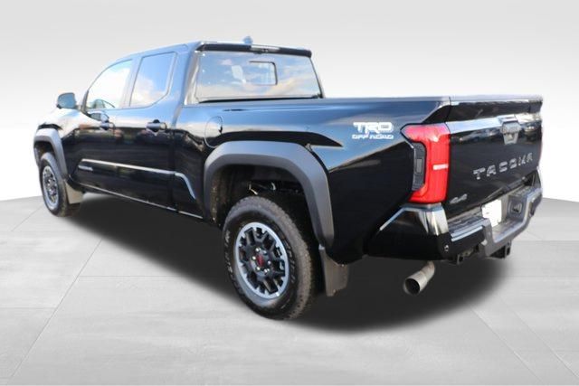 2024 Toyota Tacoma TRD Off-Road 23