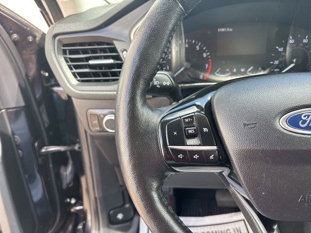 2021 Ford Escape SE photo