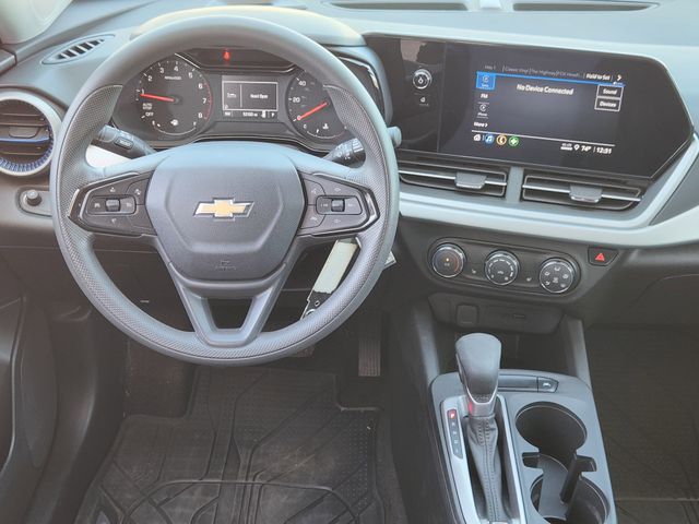 Used 2024 Chevrolet Trax SUV