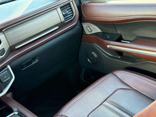 Used 2024 Silver Ford Limited image 16