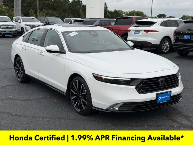 Platinum White Pearl 2025 Honda Accord Hybrid Sedan Front-Wheel Drive Continuously Variable Transmission